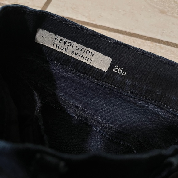 Gap Jeans - Picture 2 of 4